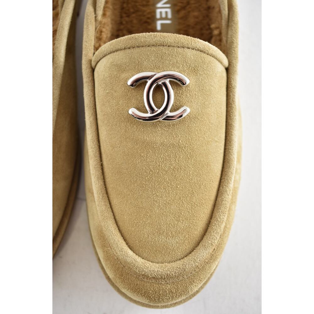 Chanel Dark Beige Suede Shearling CC Moccasin Ballet Slingback Loafer Flat 42 - Picture 7 of 16